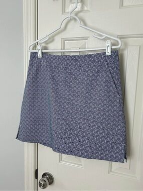 NWOT Comfort Classy Geo Skort with Pockets for Golf, Hiking, Outdoor